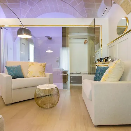Couette-café Acquaviva 4*